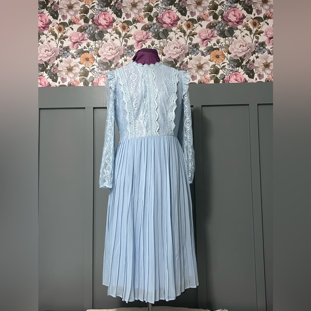 Ladies Light Blue Lace & Pleated Chiffon Dress